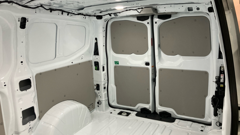 Volkswagen Transporter T28 Swb Diesel 2.0 TDI 110 Commerce Pro Van